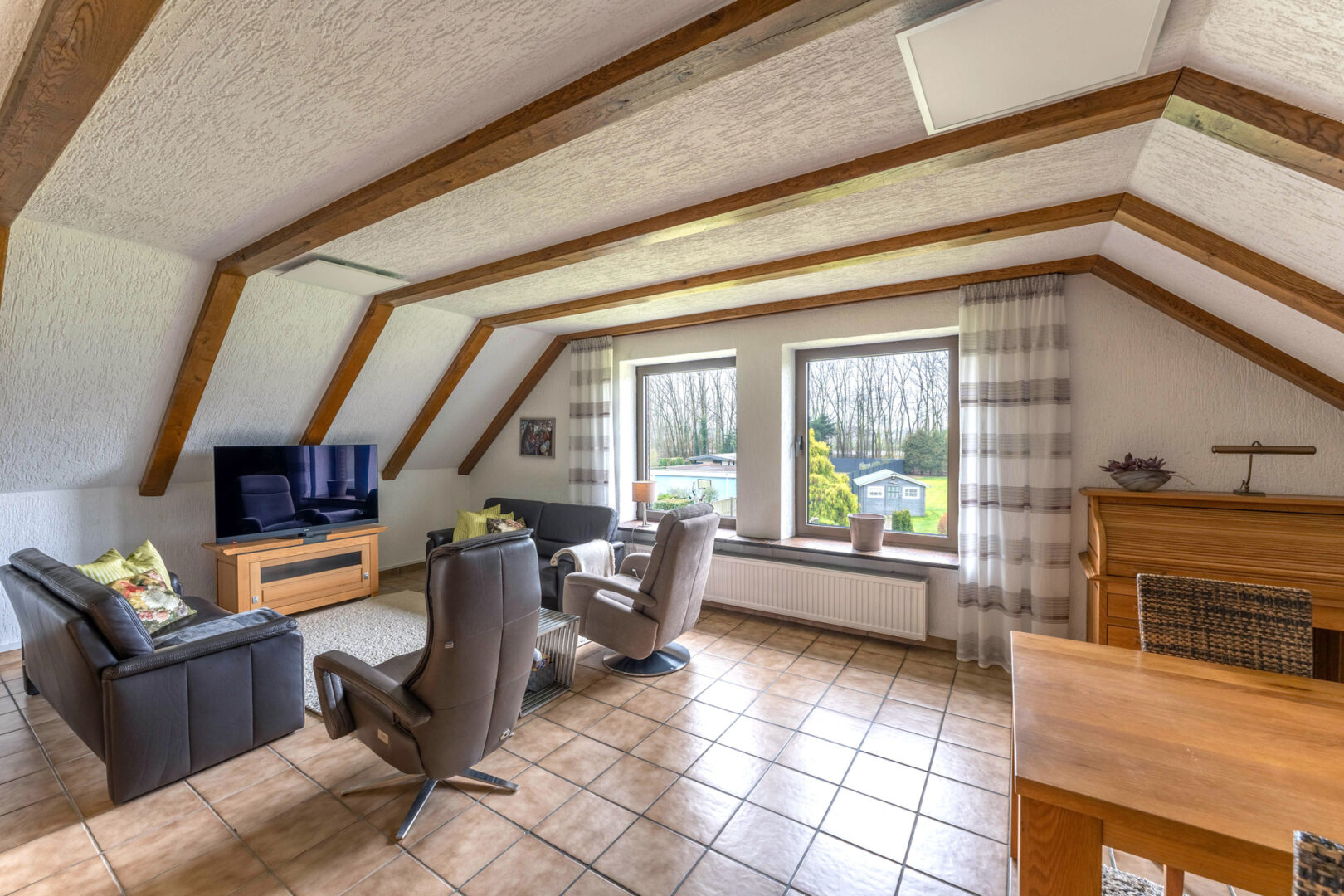 Wohnzimmer-Ausblick-OG